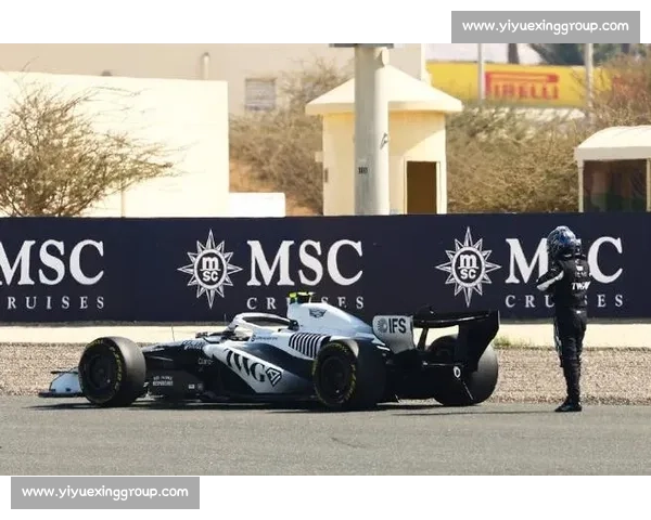 F1赛场红旗风波背后赛车安全与规则争议深度解析