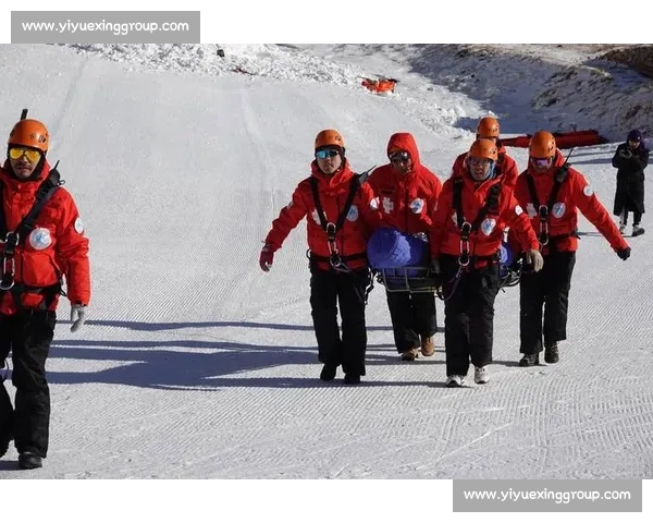 知名企业家在高山滑雪途中突遇失控事故引发冬季运动安全热议关注