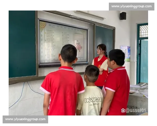 诗歌朗诵比赛开场白:在韵律与诗意的世界里,我们共同感受语言的魅力与心灵的碰撞 诗歌朗诵比赛开场白:在韵律与诗意的世界里,我们共同感受语言的魅力与心灵的碰撞