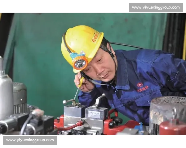 技工比赛点燃创新火花 挑战极限技艺展现匠心精神 技工比赛点燃创新火花 挑战极限技艺展现匠心精神